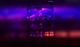 酒吧视频,酒吧里的夜生活剪影